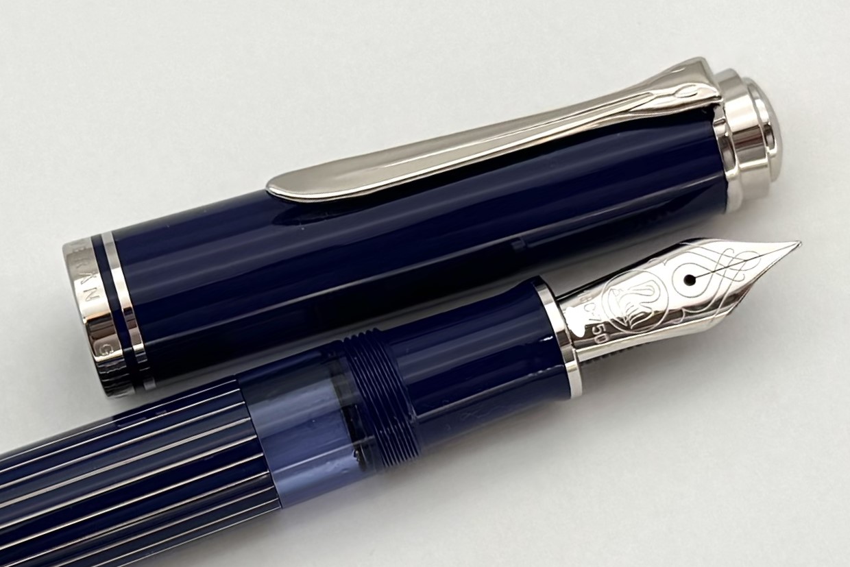 PelikanSESouveränM815MetalStripedBlueFP_F